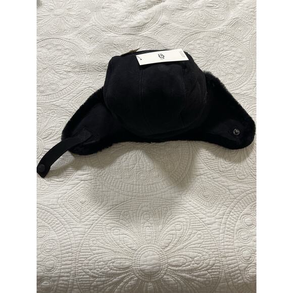 UGG Trapper Hat Black Water Resistant Faux Fur Lined Ear Flap P/M New - Picture 3 of 8